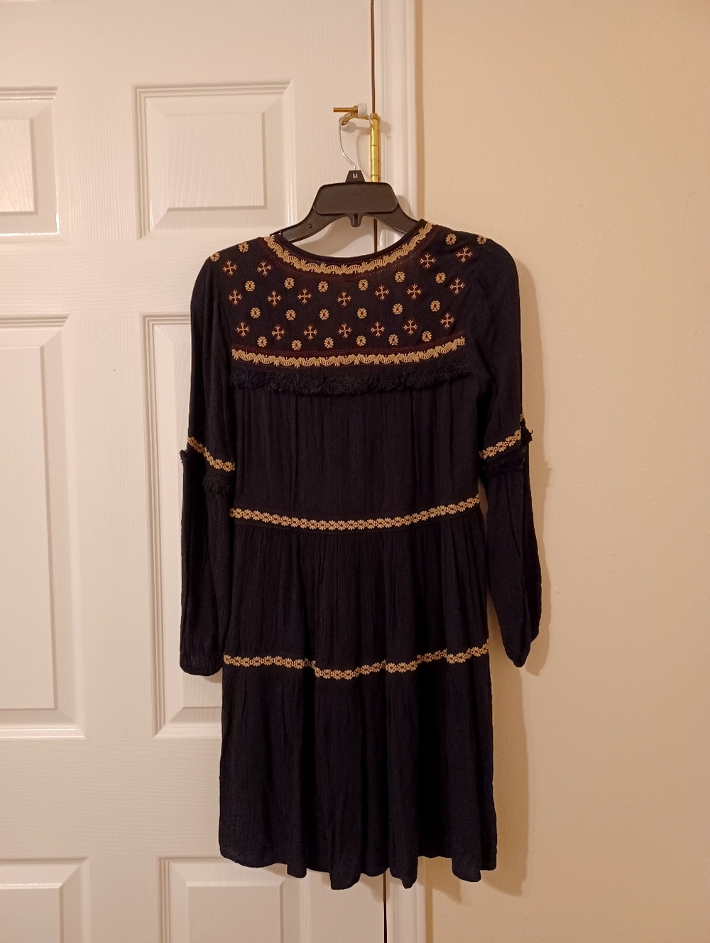 Dress - Picture 2 of 4